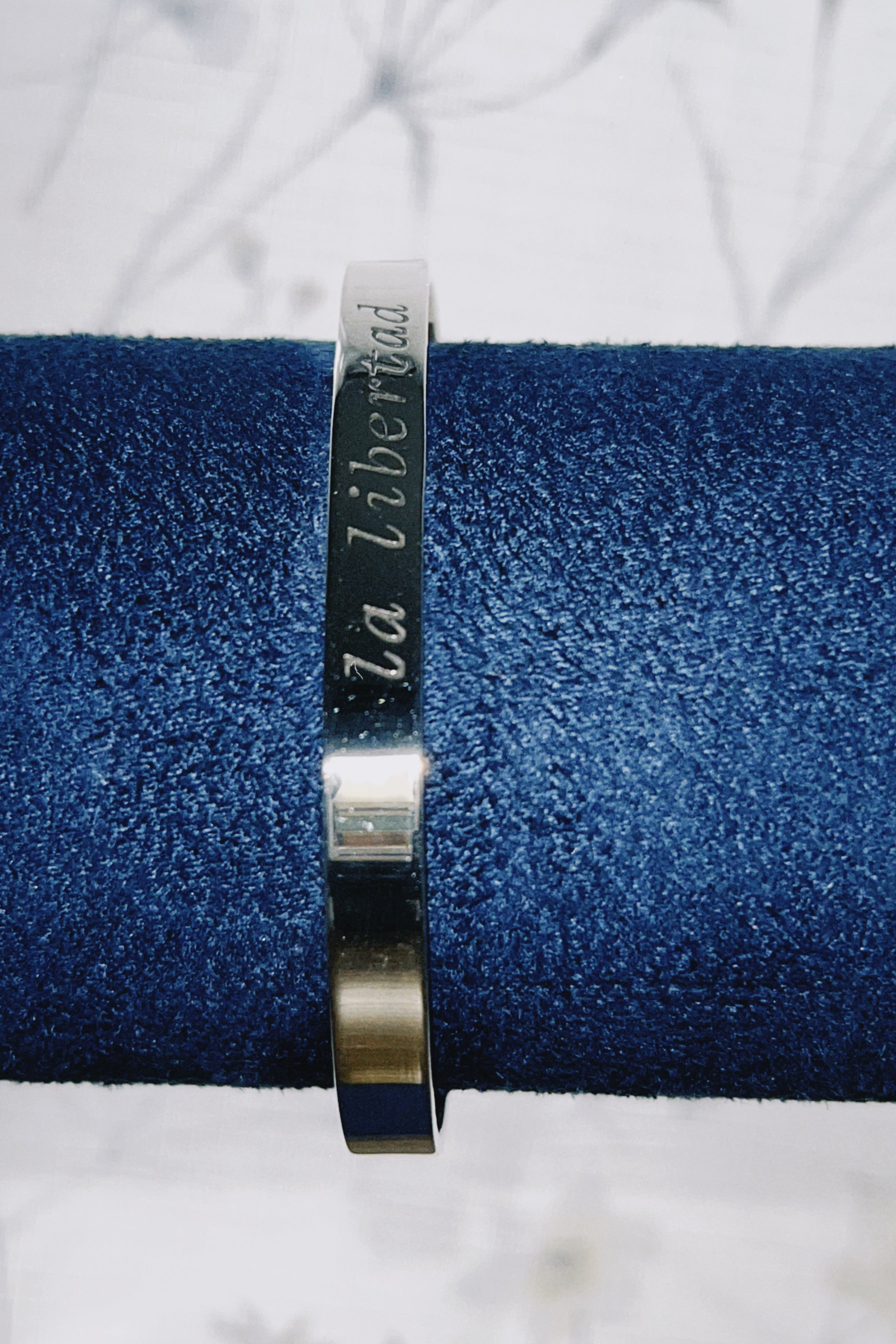 LA LIBERTAD 010 (AZUL)