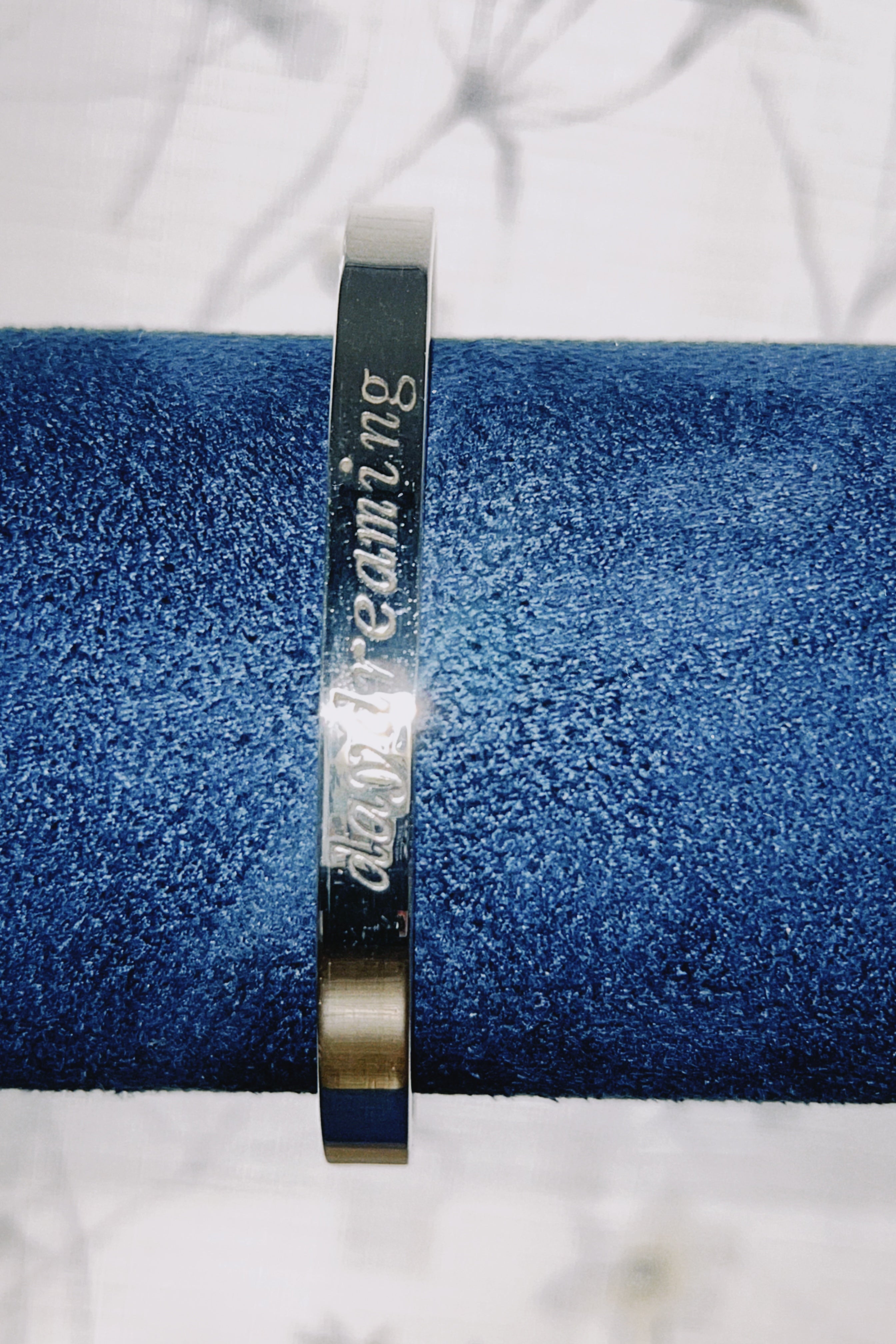 DAYDREAMING 014 (AMARILLO)