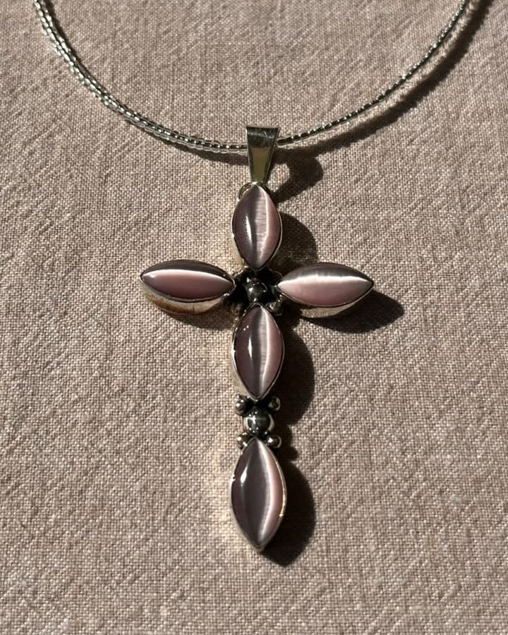 DIJE CRUZ (MORADO)
